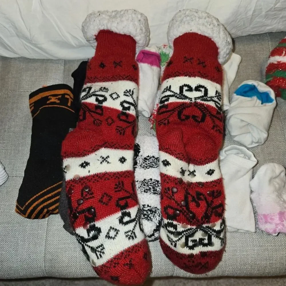 15 pairs of womens socks good used condition Medium